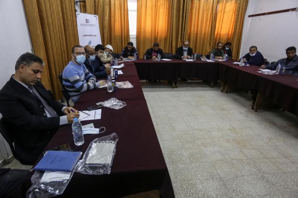 A meeting  held by the Palestinian Elections Committee with representatives of factions and political parties ahead of preparations for elections in Rafah. March 18, 2021.