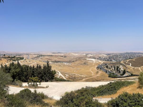 View of the E1 settlement area.